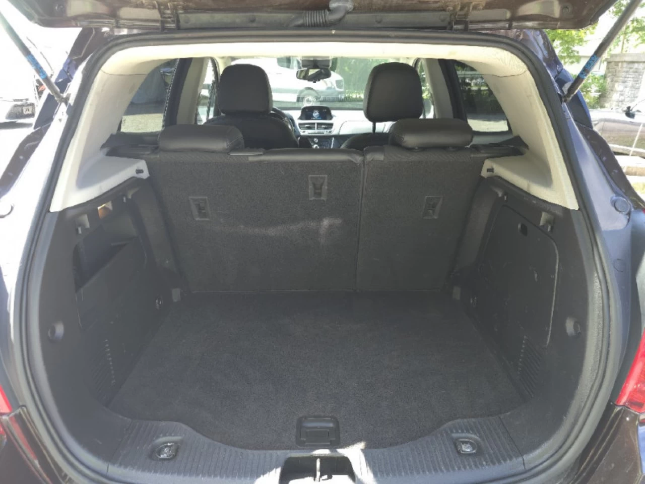 2014 Buick Encore BASE Main Image