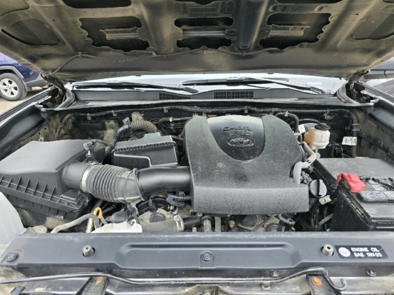 2018 Toyota Tacoma SR5 Main Image