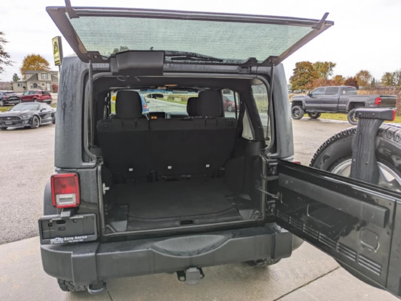 2018 Jeep Wrangler Unlimited Sport Main Image