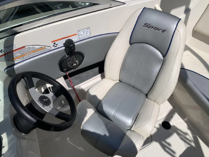 2009 Searay 185 