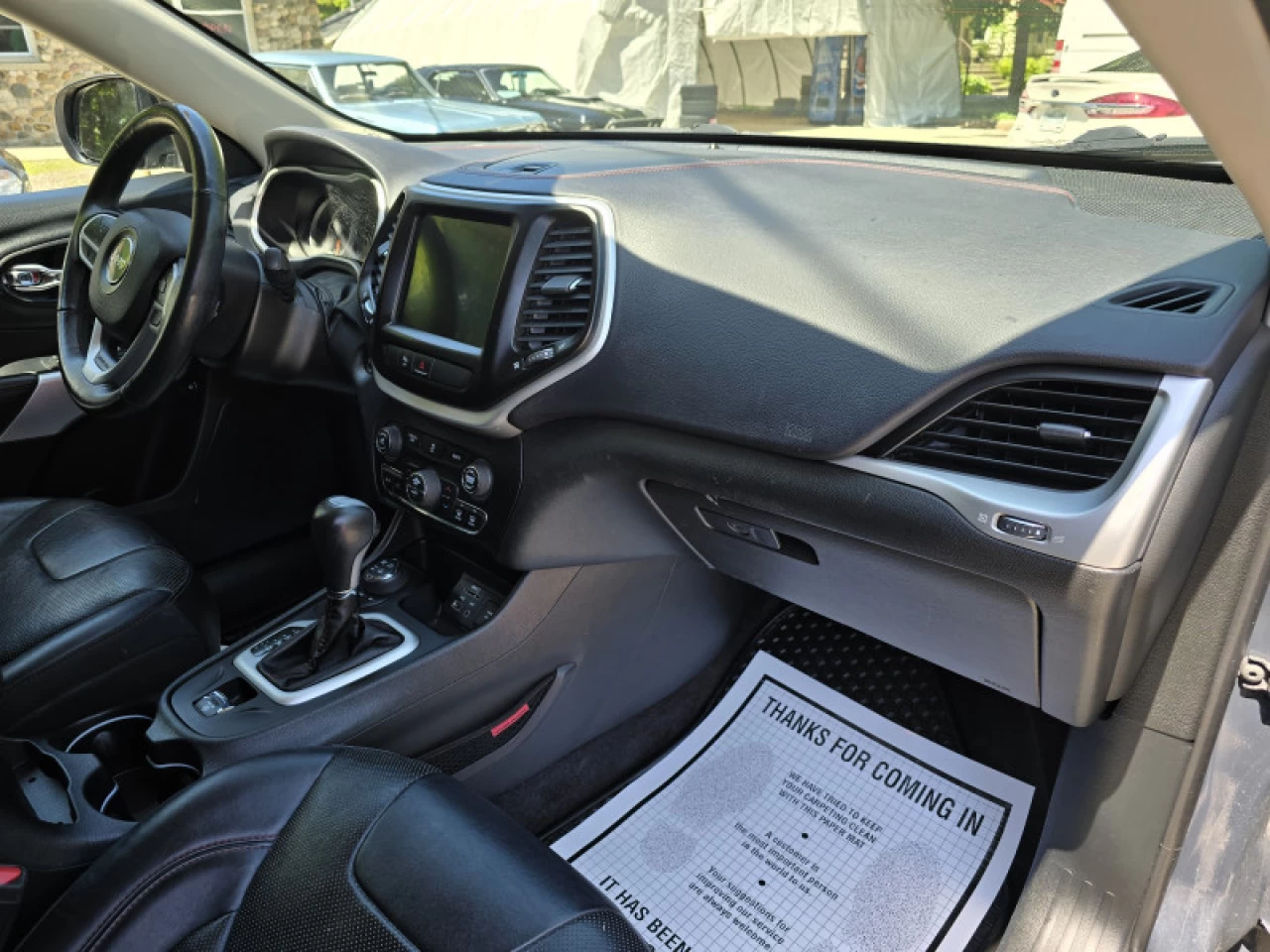 2017 Jeep Cherokee  Main Image