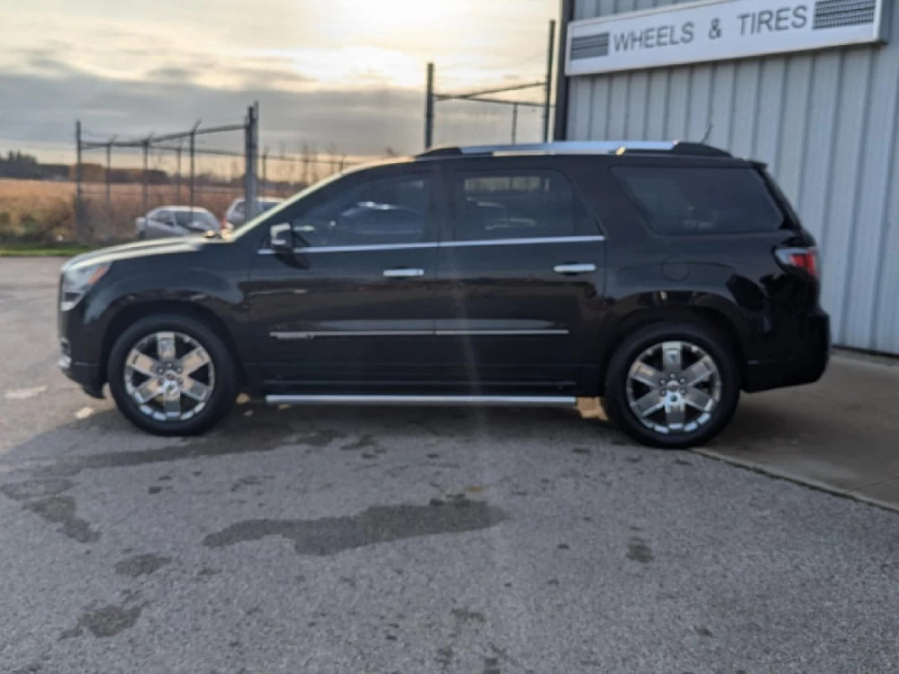 2016 GMC Acadia Denali Main Image