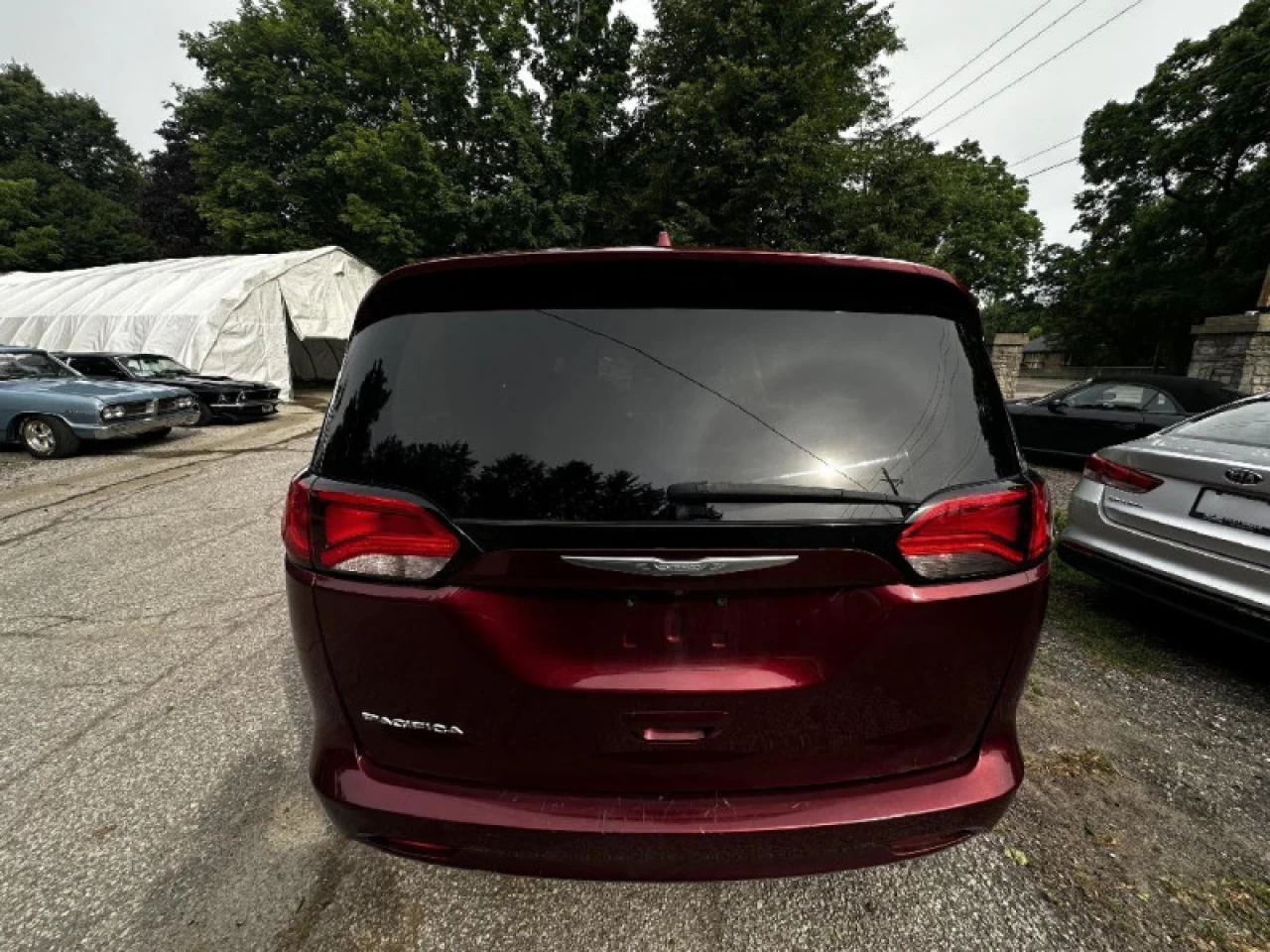 2017 Chrysler Pacifica Touring Main Image