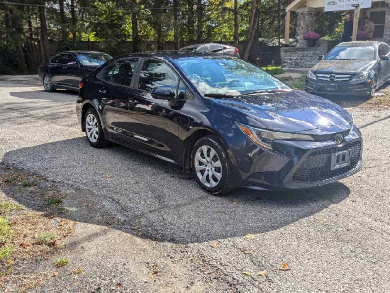 2020 Toyota Corolla LE Main Image