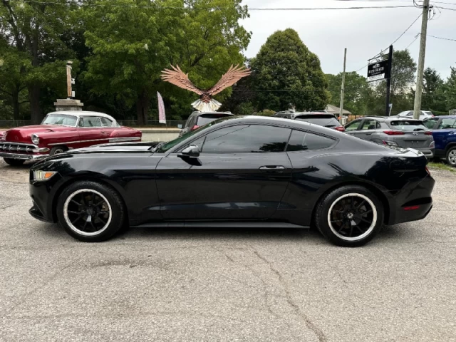 Ford Mustang V6 2015