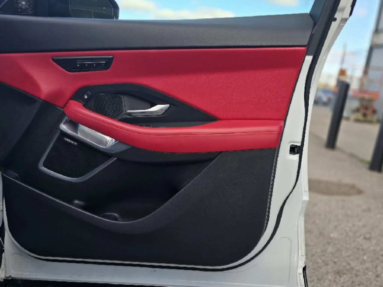 2019 Jaguar E-Pace R-Dynamic HSE Main Image