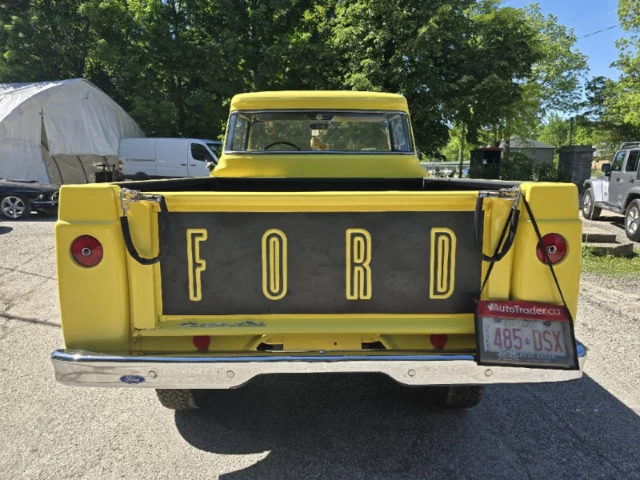 Ford F-100  1959
