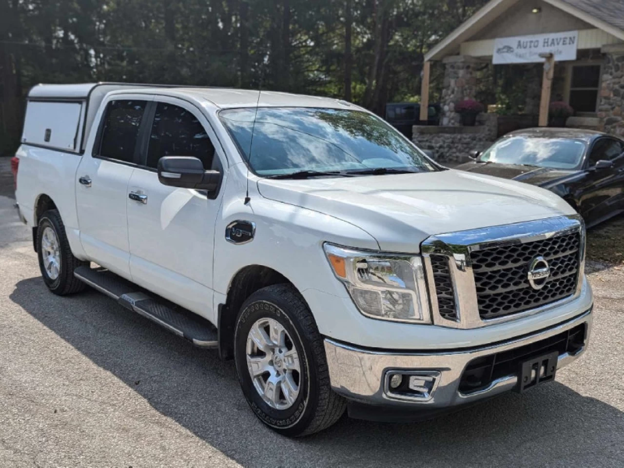 2017 Nissan Titan  Main Image