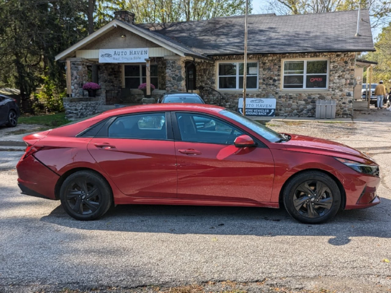 2021 Hyundai Elantra SEL Main Image