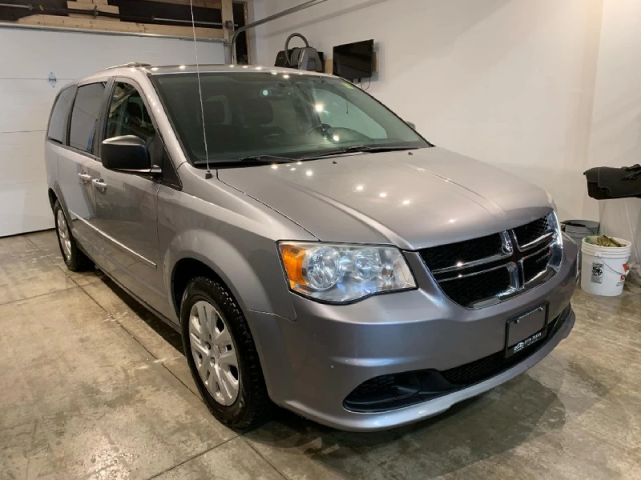 2014 Dodge Grand Caravan SXT Main Image