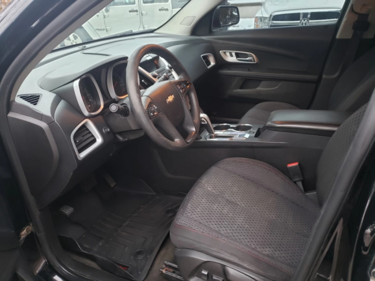 2013 Chevrolet Equinox AWD | 34 SERVICE RECORDS Main Image