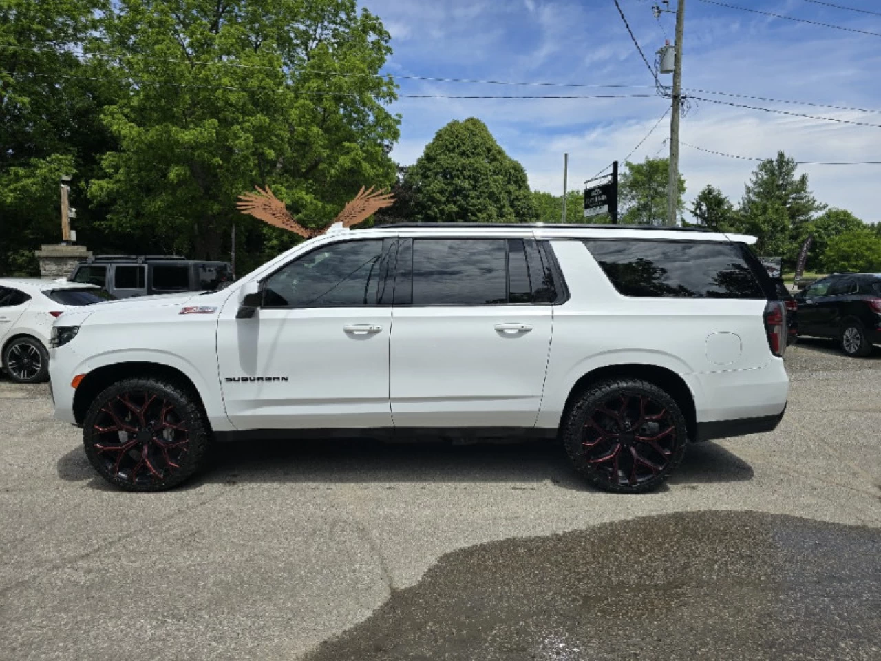 2021 Chevrolet Suburban Z71 Main Image