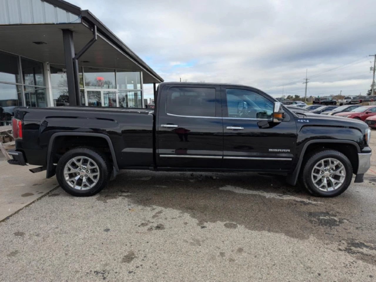 2017 GMC Sierra 1500 SLT Main Image