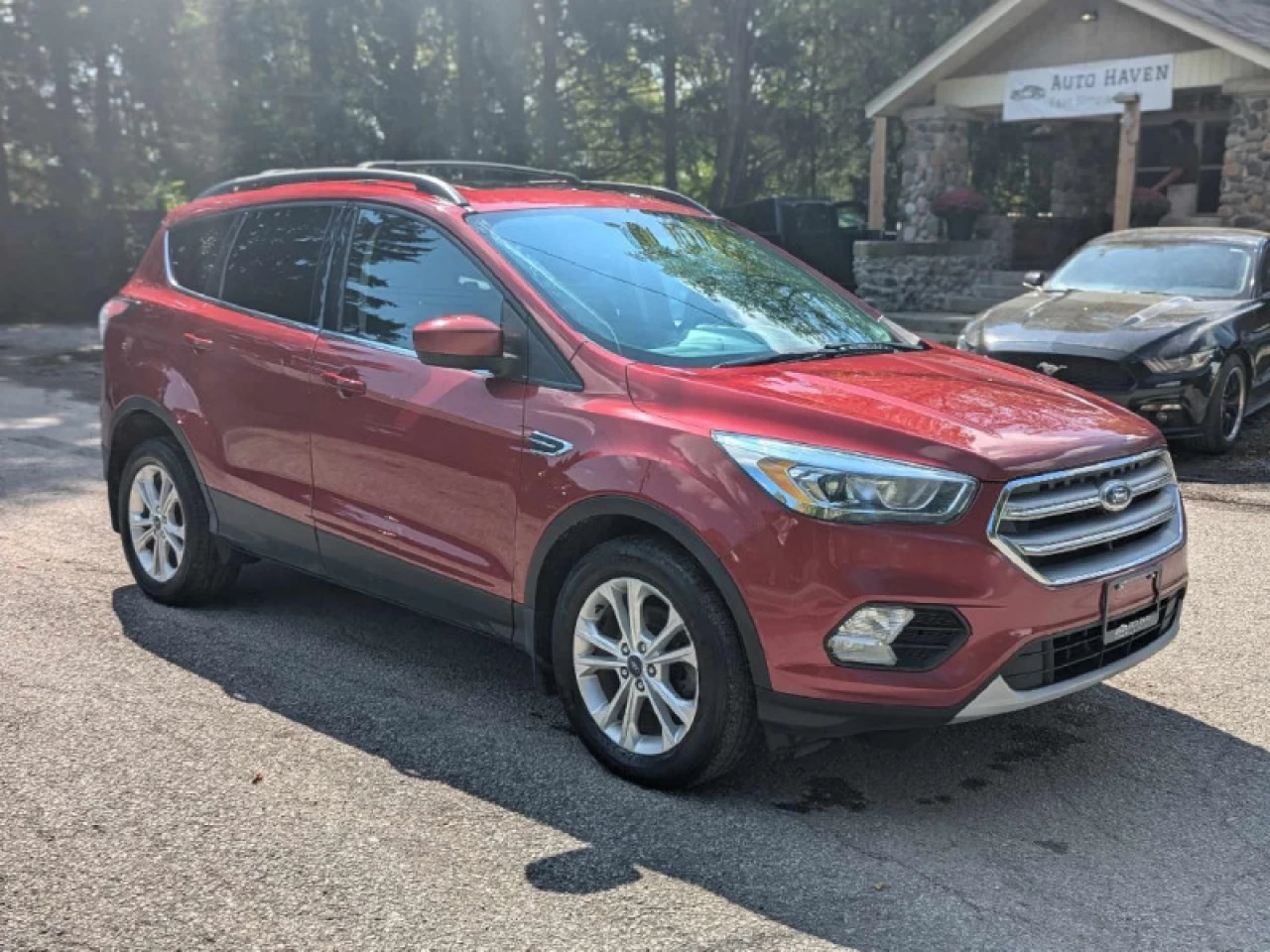 2017 Ford Escape SE Main Image