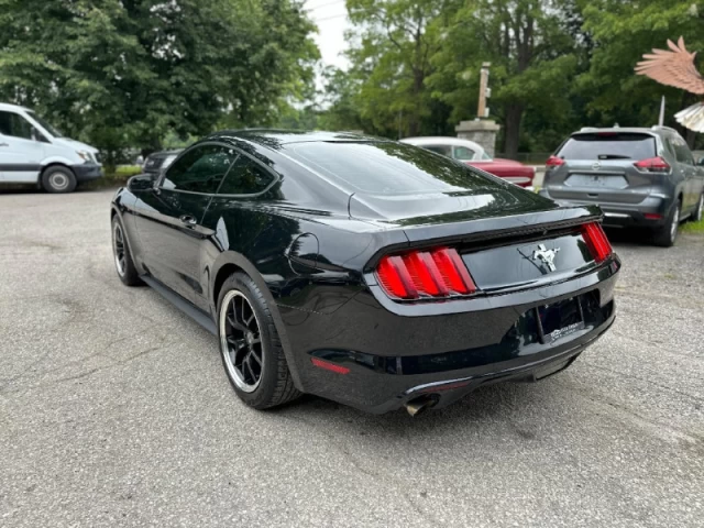 Ford Mustang V6 2015