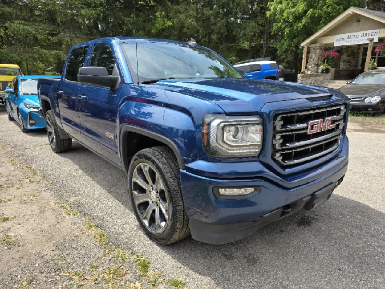 2017 GMC Sierra 1500 SLT Main Image