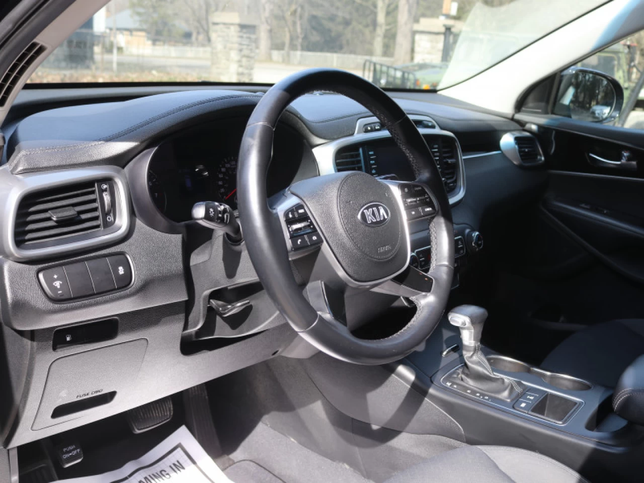 2019 Kia Sorento LX Main Image