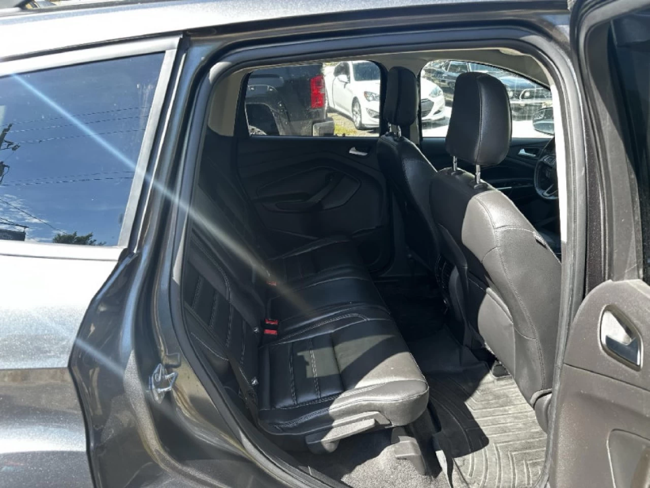 2018 Ford Escape SEL Main Image