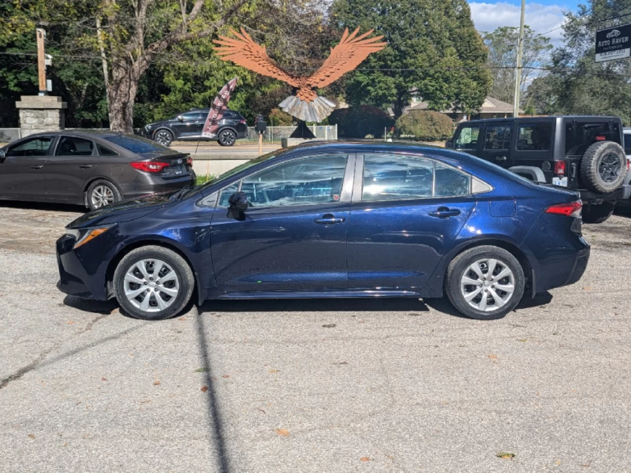 2020 Toyota Corolla LE Main Image