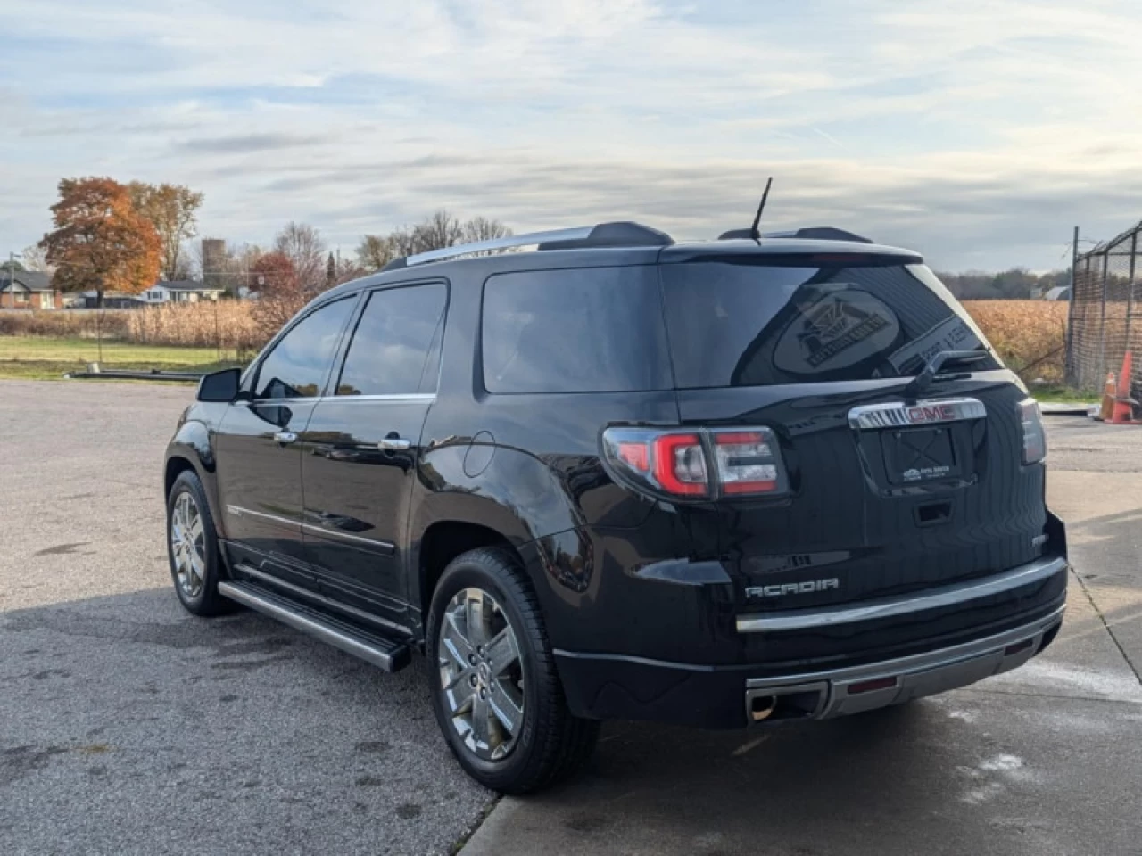 2016 GMC Acadia Denali Main Image