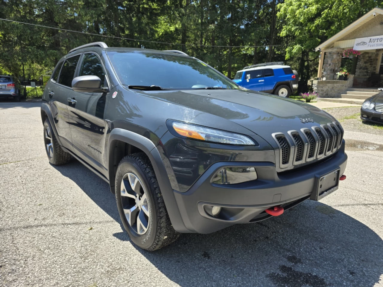 2017 Jeep Cherokee  Main Image