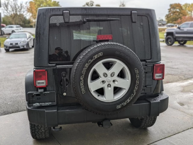 Jeep Wrangler Unlimited Sport 2018