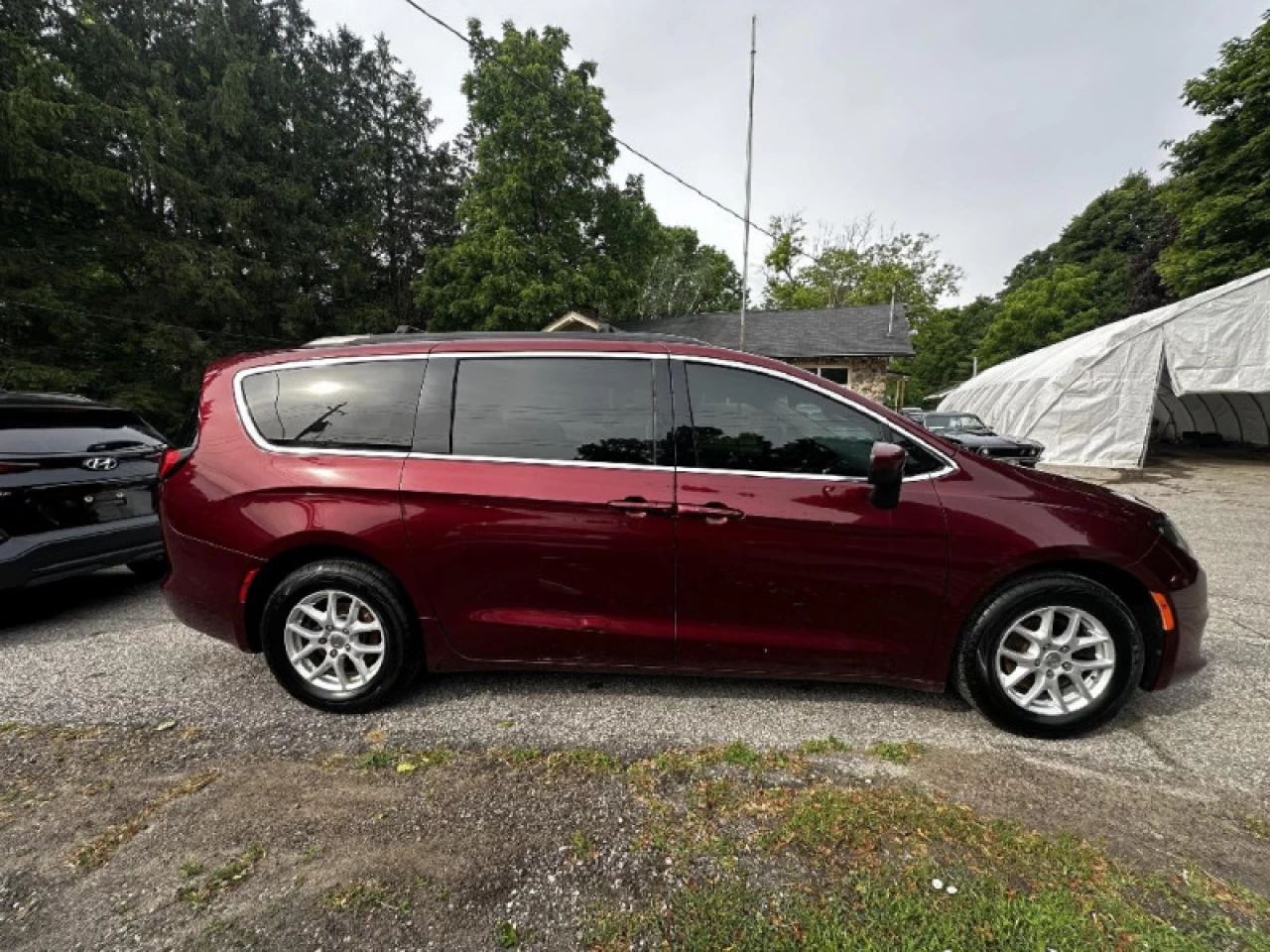 2017 Chrysler Pacifica Touring Main Image