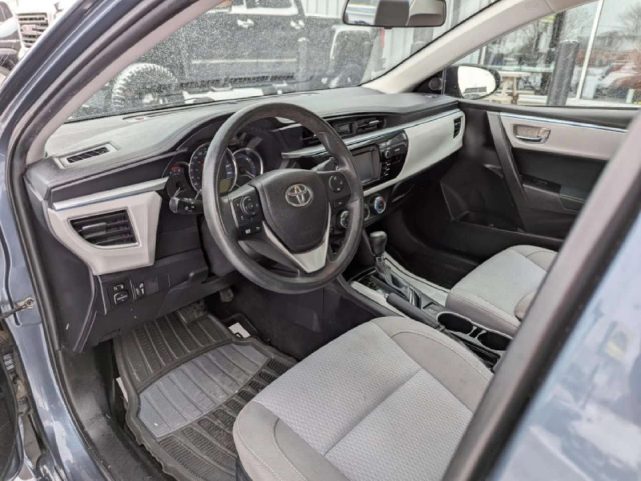 2016 Toyota Corolla  Main Image