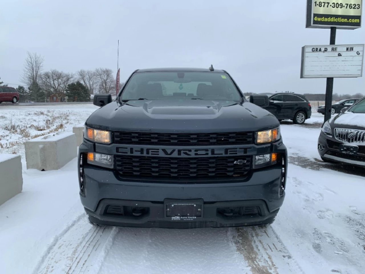 2021 Chevrolet Silverado 1500 Custom Main Image