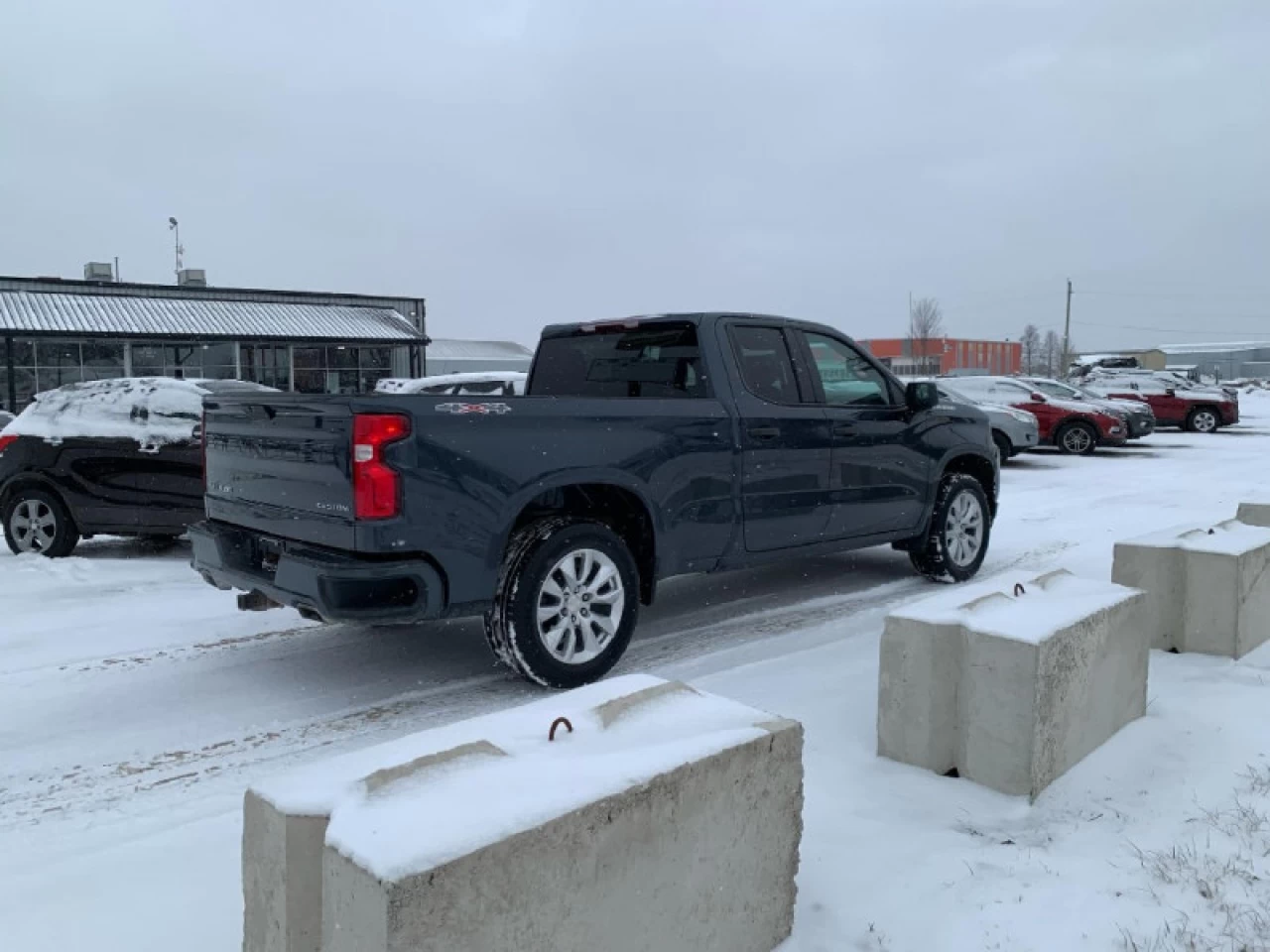 2021 Chevrolet Silverado 1500 Custom Main Image