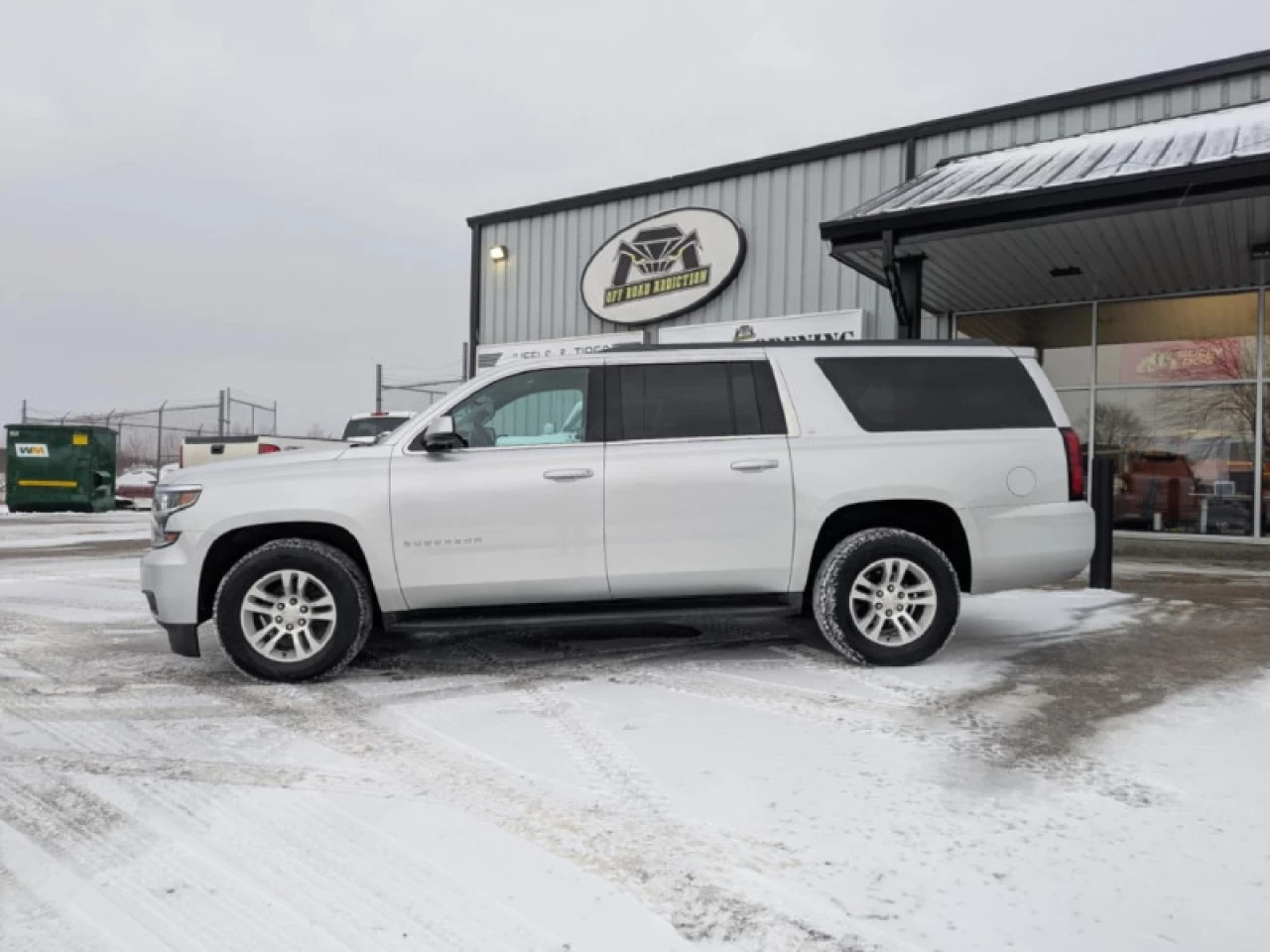 2016 Chevrolet Suburban 1500 LT Main Image