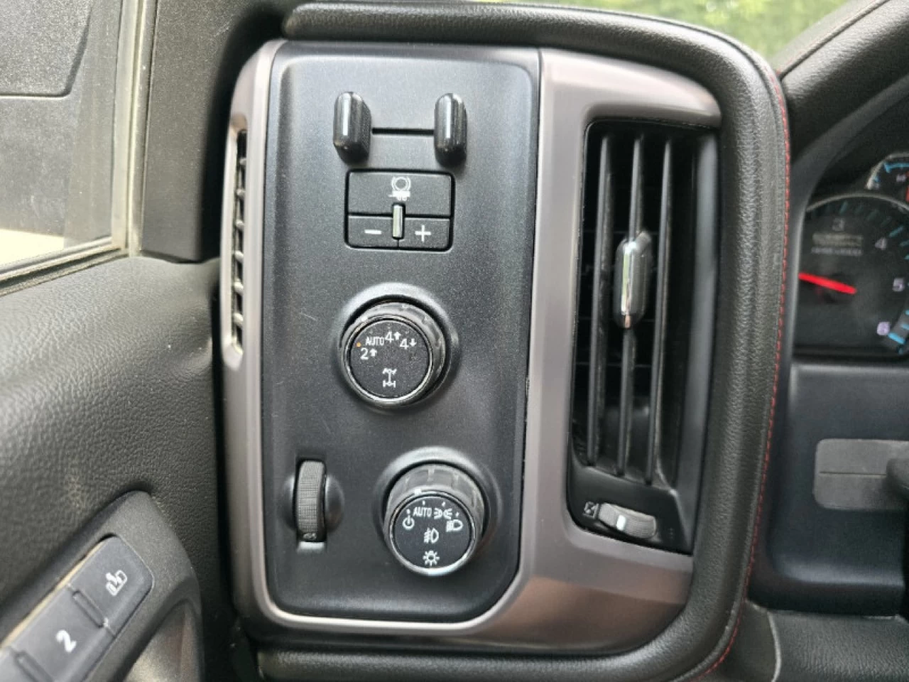 2017 GMC Sierra 1500 SLT Main Image