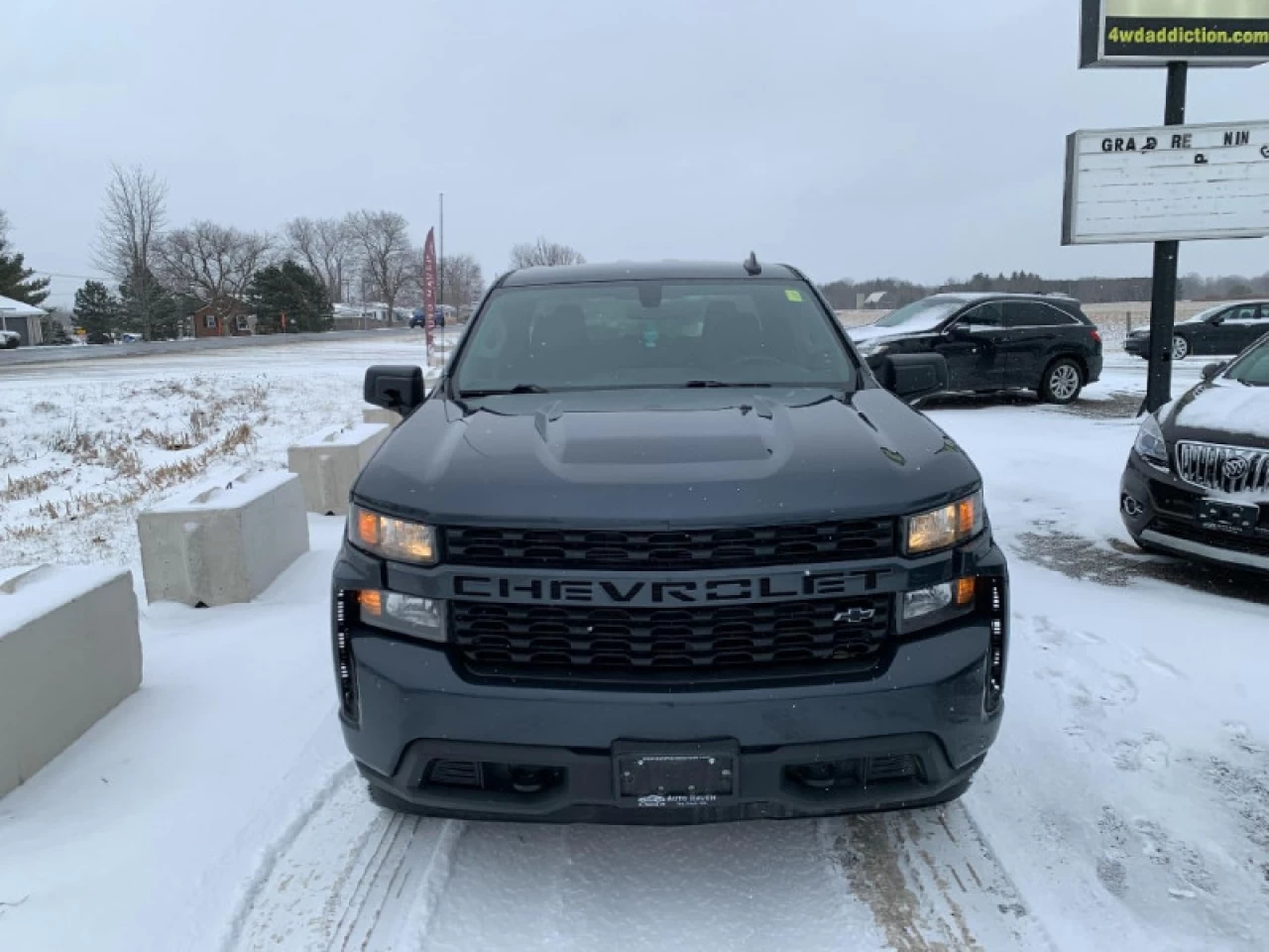 2021 Chevrolet Silverado 1500 Custom Main Image